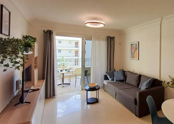 Sanremo Palm Mar Holidays